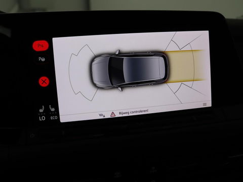 Volkswagen Golf 1.4 eHybrid Style | Stoel & stuurverwarming | Massage | Carplay | Memory | Achterbankverwarming | Adaptive cruise | Park Assist | Sfeerverlichting | Navigatie | Full LED | PHEV
