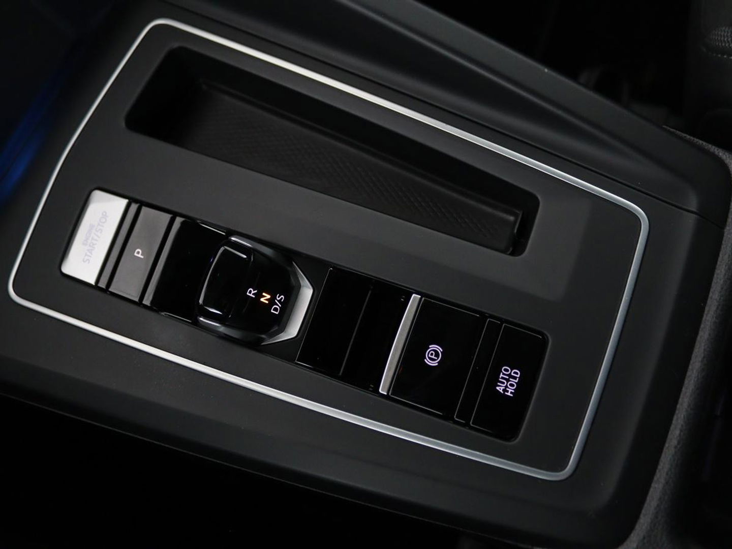 Volkswagen Golf 1.4 eHybrid Style | Stoel & stuurverwarming | Massage | Carplay | Memory | Achterbankverwarming | Adaptive cruise | Park Assist | Sfeerverlichting | Navigatie | Full LED | PHEV