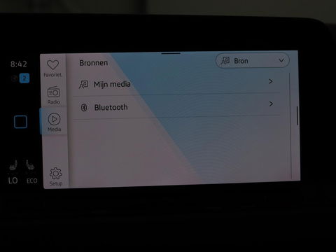 Volkswagen Golf 1.4 eHybrid Style | Stoel & stuurverwarming | Massage | Carplay | Memory | Achterbankverwarming | Adaptive cruise | Park Assist | Sfeerverlichting | Navigatie | Full LED | PHEV