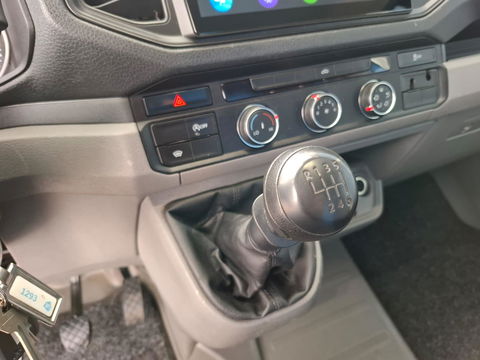 Volkswagen Crafter 35 2.0 TDI L4 Trendline OPRIJWAGEN / AMBULANCE / TRAILER / EURO 6 / LAADVERMOGEN 1377 KG !!