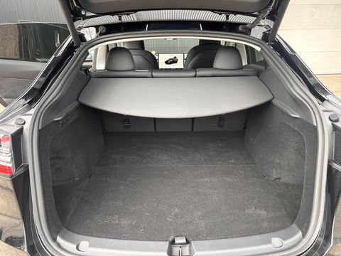 Tesla Model Y Performance AWD 75 kWh 515PK | Trekhaak | NL AUTO |