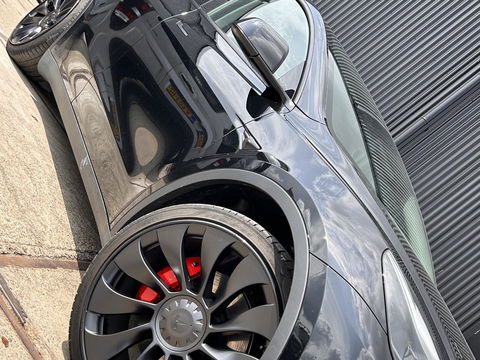 Tesla Model Y Performance AWD 75 kWh 515PK | Trekhaak | NL AUTO |
