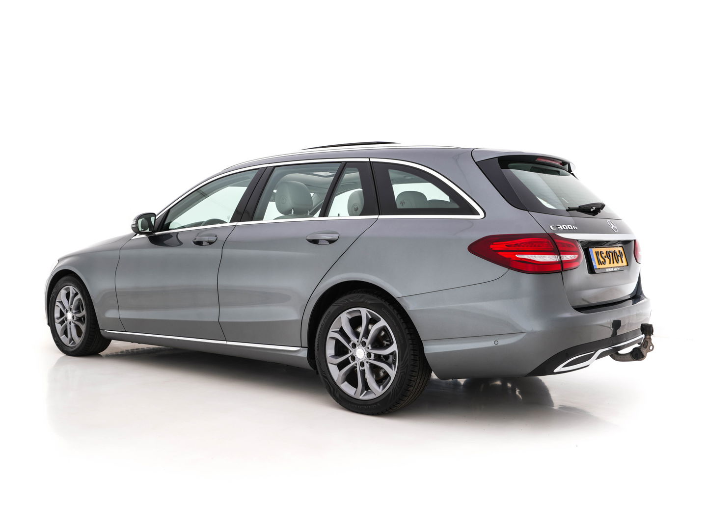 Mercedes-Benz C-Klasse Estate 300 CDI HYBRID Avantgarde Lease Edition Aut. *PANO | LEATHER-MICROFIBRE | FULL-LED | NAVI-FULLMAP | SPORT-SEATS | ECC | SHIFT-PADDLES | PDC | CRUISE | TOWBAR | 17''ALU*