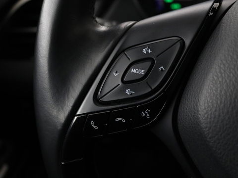 Toyota C-HR 1.8 Hybrid Style | Stoelverwarming | Trekhaak | Adaptive cruise | JBL Sound | Camera | Navigatie | Keyless | Dodehoek detectie