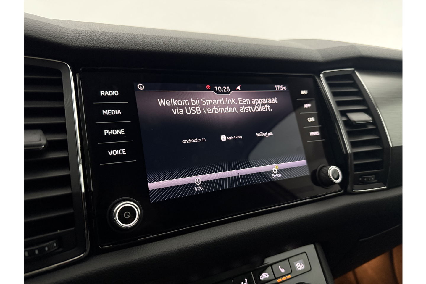 Škoda Kodiaq 1.4 TSI ACT 150PK DSG LED Trekhaak Carplay Clima Cruise Navigatie 17"LMV PDC