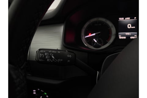 Škoda Kodiaq 1.4 TSI ACT 150PK DSG LED Trekhaak Carplay Clima Cruise Navigatie 17"LMV PDC