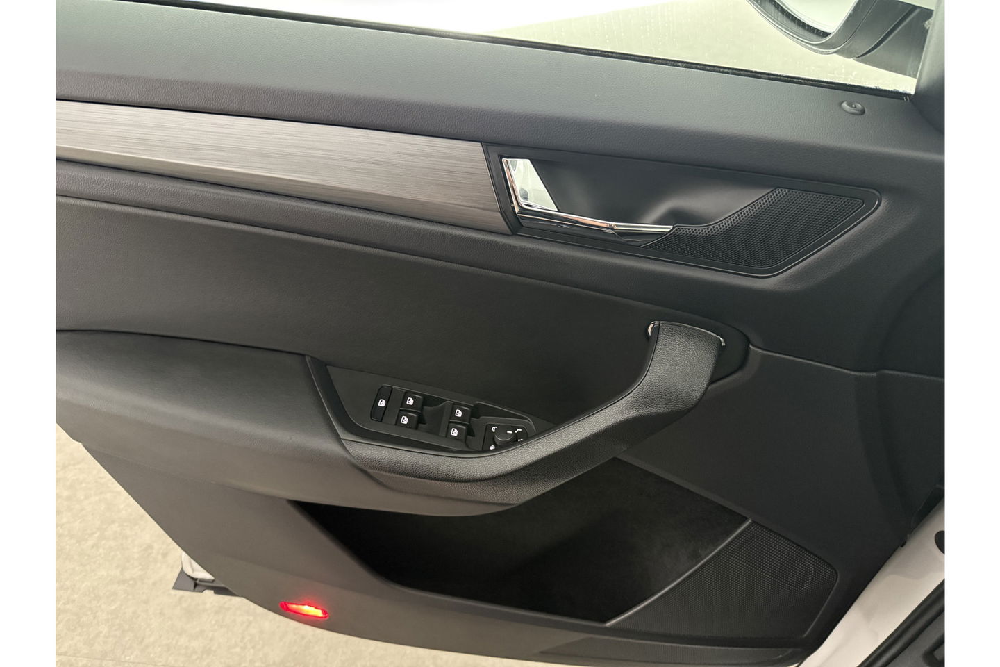 Škoda Kodiaq 1.4 TSI ACT 150PK DSG LED Trekhaak Carplay Clima Cruise Navigatie 17"LMV PDC