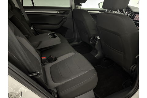 Škoda Kodiaq 1.4 TSI ACT 150PK DSG LED Trekhaak Carplay Clima Cruise Navigatie 17"LMV PDC