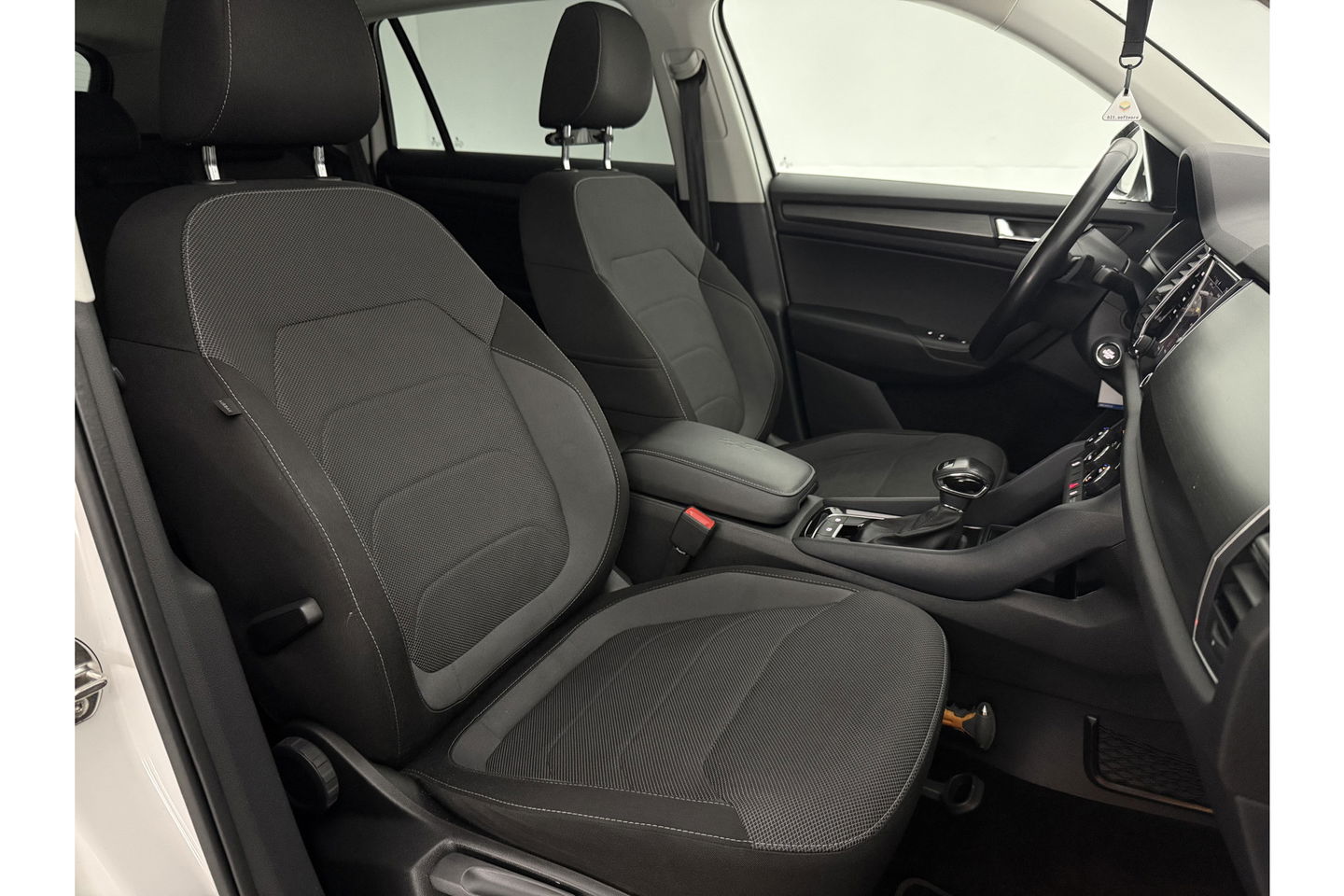 Škoda Kodiaq 1.4 TSI ACT 150PK DSG LED Trekhaak Carplay Clima Cruise Navigatie 17"LMV PDC