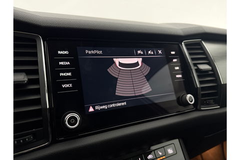 Škoda Kodiaq 1.4 TSI ACT 150PK DSG LED Trekhaak Carplay Clima Cruise Navigatie 17"LMV PDC