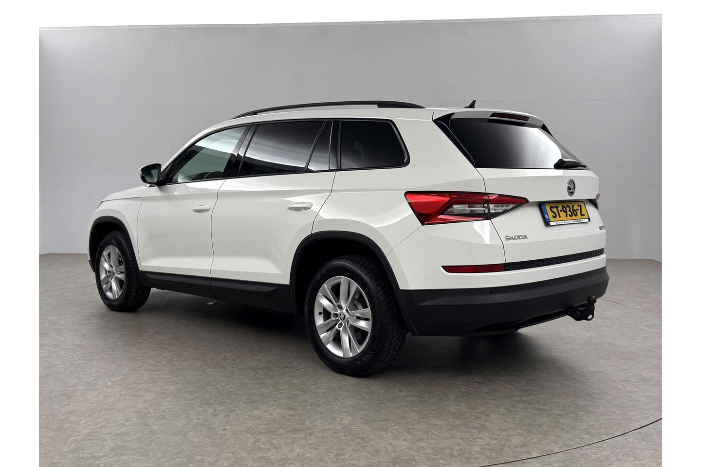 Škoda Kodiaq 1.4 TSI ACT 150PK DSG LED Trekhaak Carplay Clima Cruise Navigatie 17"LMV PDC