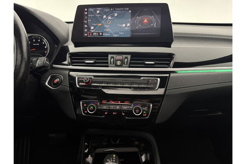 BMW X1 xDrive25e Executive Pano LED Sfeer Virtual Head-Up Clima Cruise Navi PDC 18''LMV