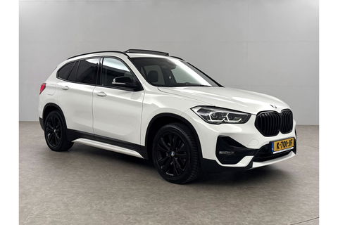 BMW X1 xDrive25e Executive Pano LED Sfeer Virtual Head-Up Clima Cruise Navi PDC 18''LMV