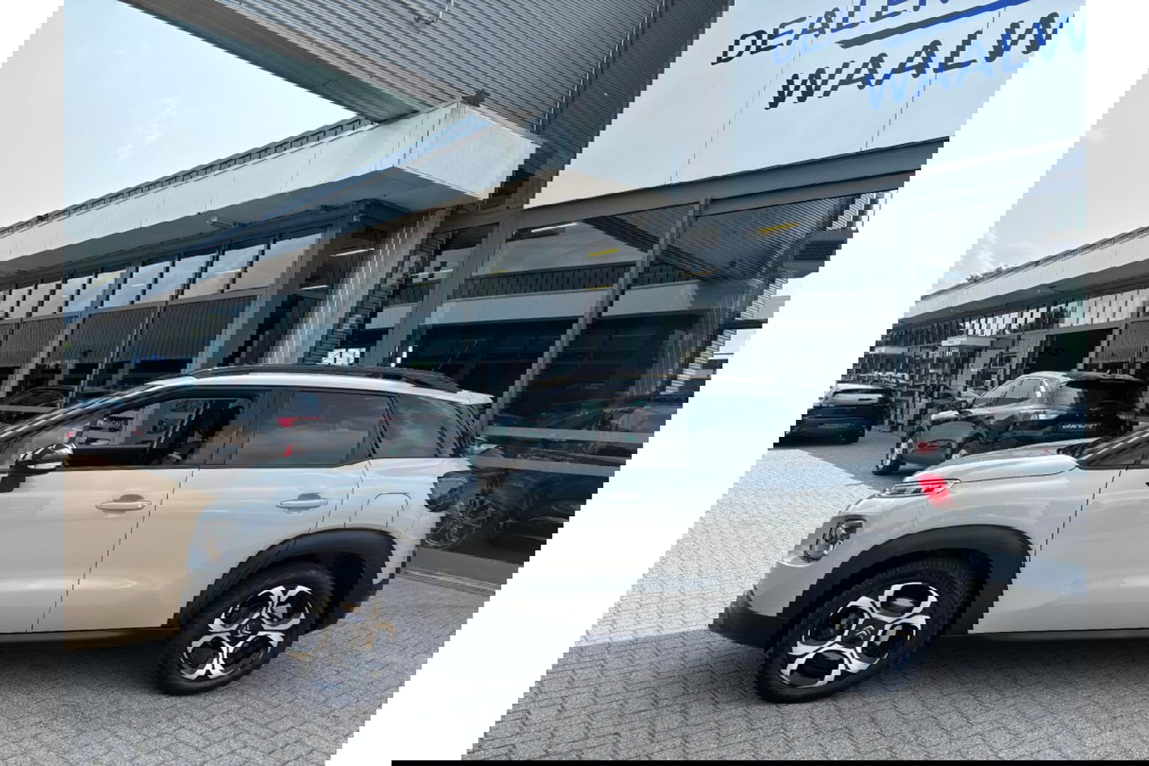 Citroën C3 Aircross 1.2 PT S&S SHINE CARPLAY AIRCO/ECC NAVI PDC
