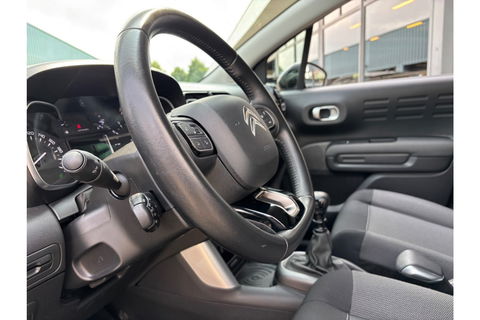 Citroën C3 Aircross 1.2 PT S&S SHINE CARPLAY AIRCO/ECC NAVI PDC