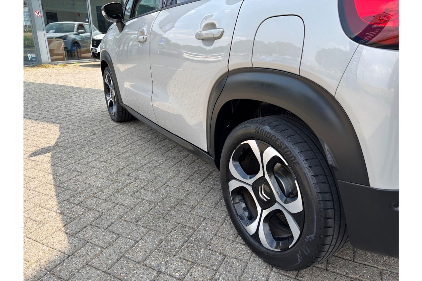Citroën C3 Aircross 1.2 PT S&S SHINE CARPLAY AIRCO/ECC NAVI PDC