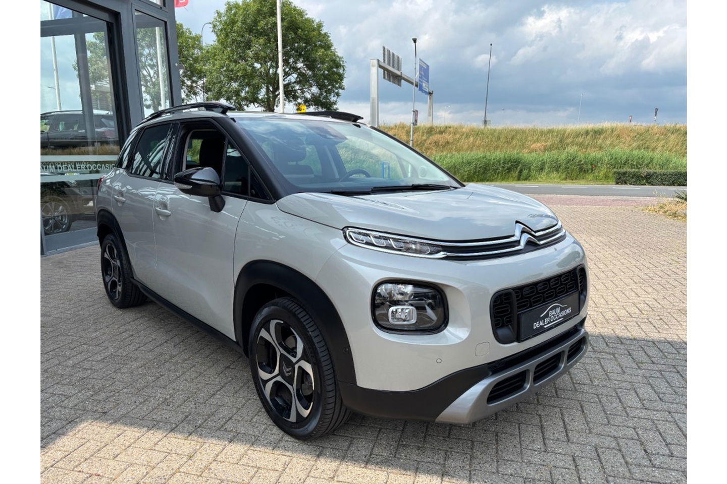 Citroën C3 Aircross 1.2 PT S&S SHINE CARPLAY AIRCO/ECC NAVI PDC