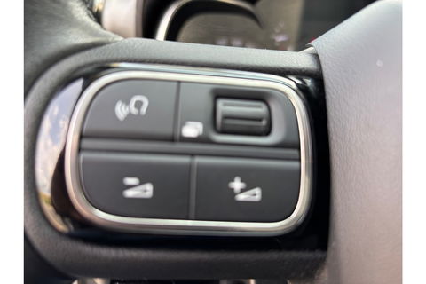 Citroën C3 Aircross 1.2 PT S&S SHINE CARPLAY AIRCO/ECC NAVI PDC