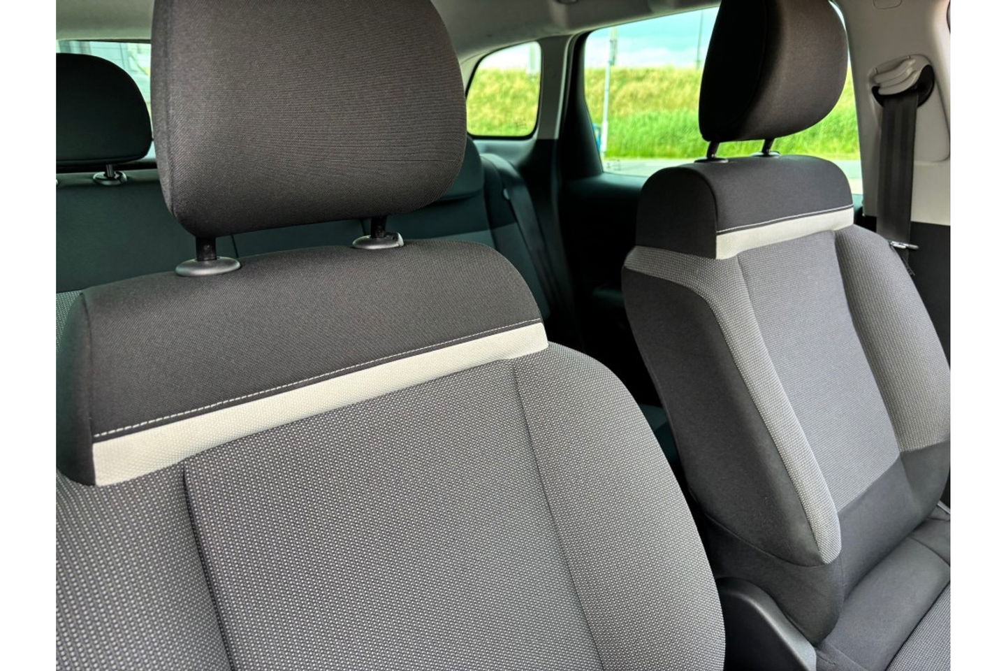 Citroën C3 Aircross 1.2 PT S&S SHINE CARPLAY AIRCO/ECC NAVI PDC