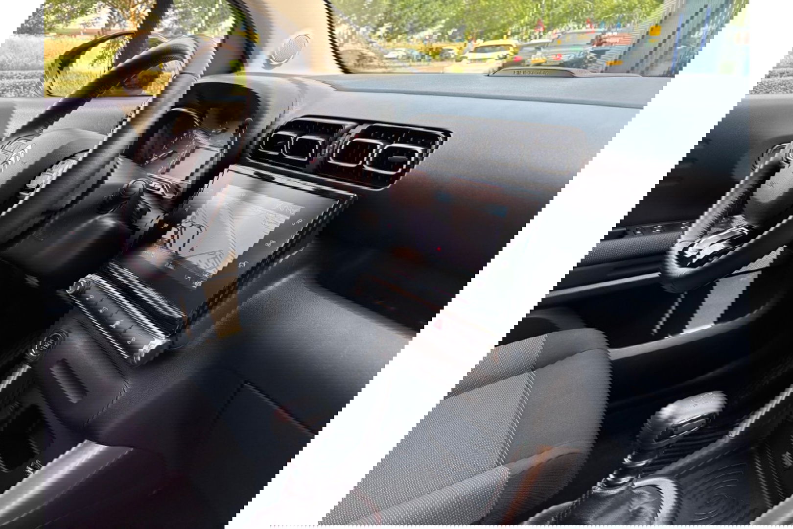 Citroën C3 Aircross 1.2 PT S&S SHINE CARPLAY AIRCO/ECC NAVI PDC