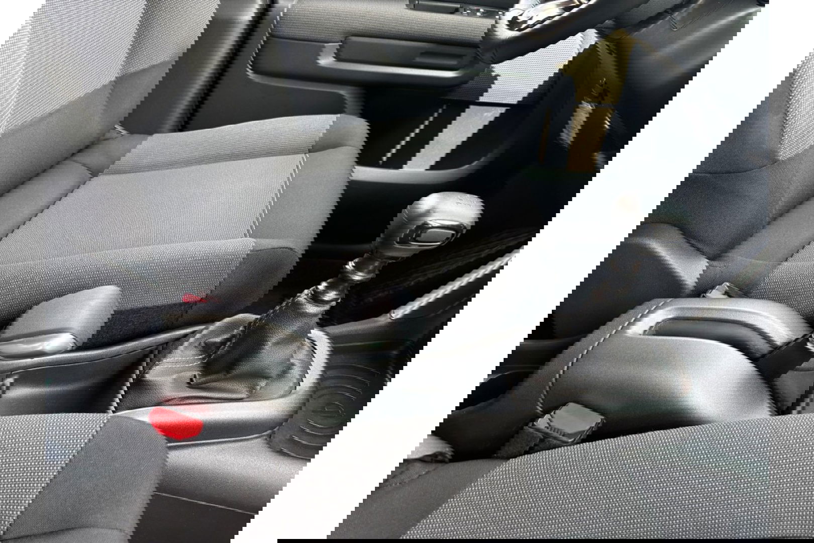 Citroën C3 Aircross 1.2 PT S&S SHINE CARPLAY AIRCO/ECC NAVI PDC