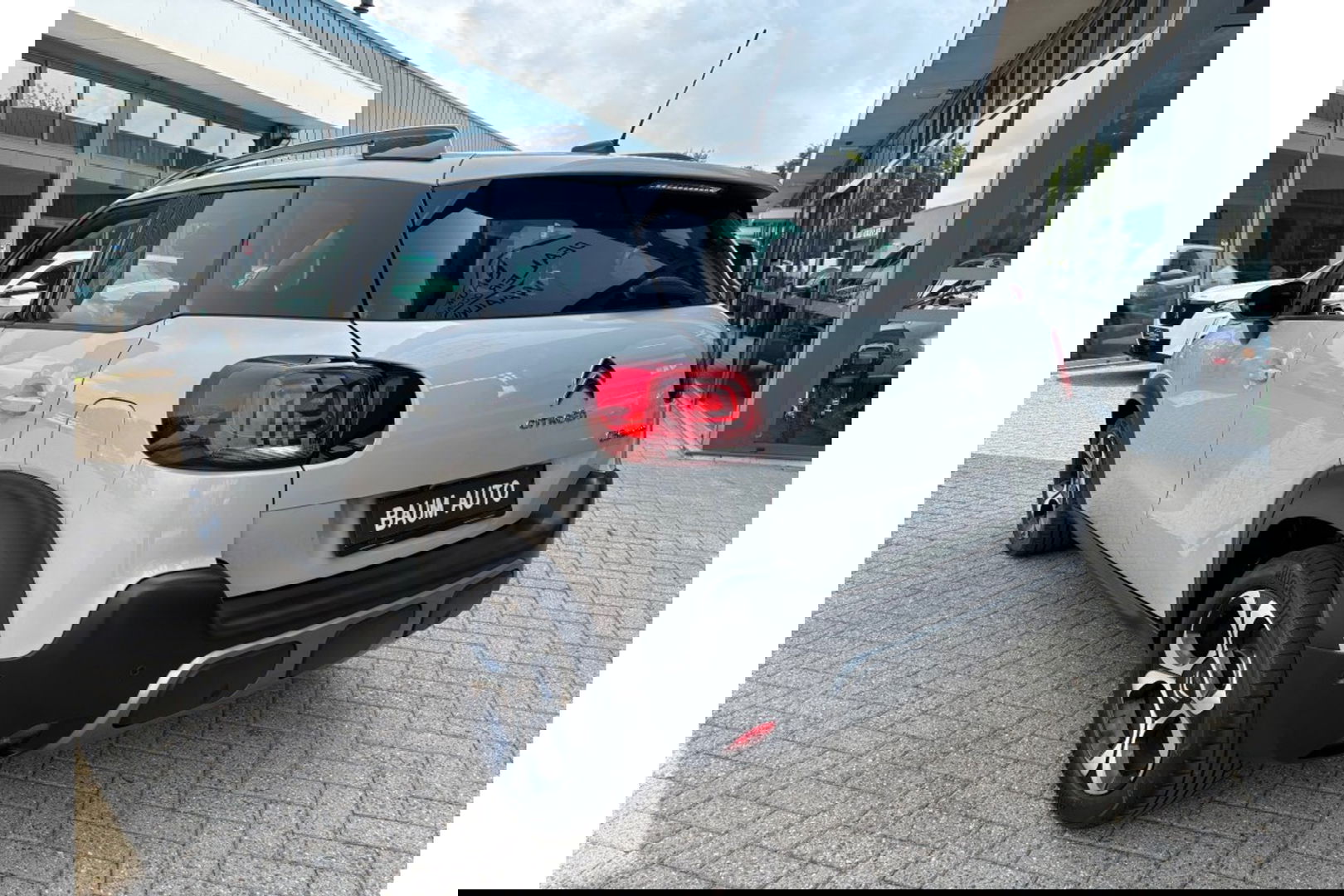 Citroën C3 Aircross 1.2 PT S&S SHINE CARPLAY AIRCO/ECC NAVI PDC
