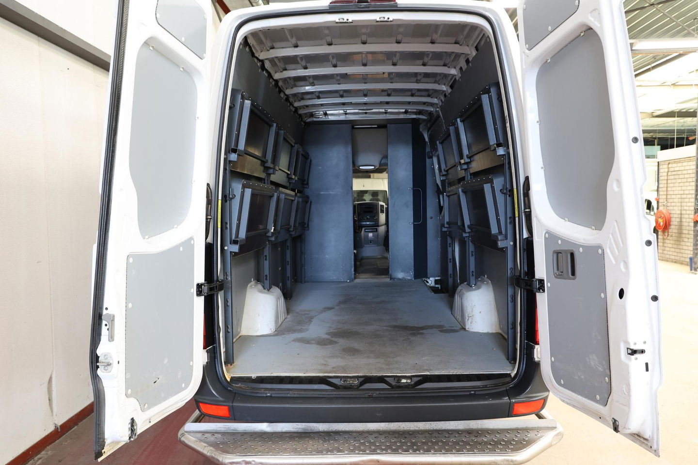 Mercedes-Benz Sprinter 311 2.2 CDI L3H2 AUTOMAAT POST NL SCHAPPEN
