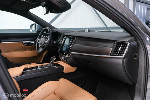 Volvo V90 Cross Country 2.0 D4 AWD Pro | VOL opties | B&W audio | Massagestoelen | Trekhaak | Nap NL auto | Stoelkoeling | HUD | Panoramad