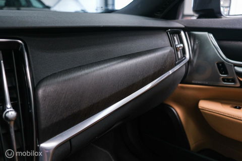 Volvo V90 Cross Country 2.0 D4 AWD Pro | VOL opties | B&W audio | Massagestoelen | Trekhaak | Nap NL auto | Stoelkoeling | HUD | Panoramad