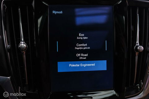 Volvo V90 Cross Country 2.0 D4 AWD Pro | VOL opties | B&W audio | Massagestoelen | Trekhaak | Nap NL auto | Stoelkoeling | HUD | Panoramad
