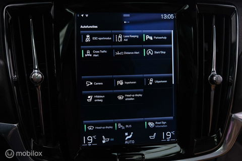 Volvo V90 Cross Country 2.0 D4 AWD Pro | VOL opties | B&W audio | Massagestoelen | Trekhaak | Nap NL auto | Stoelkoeling | HUD | Panoramad