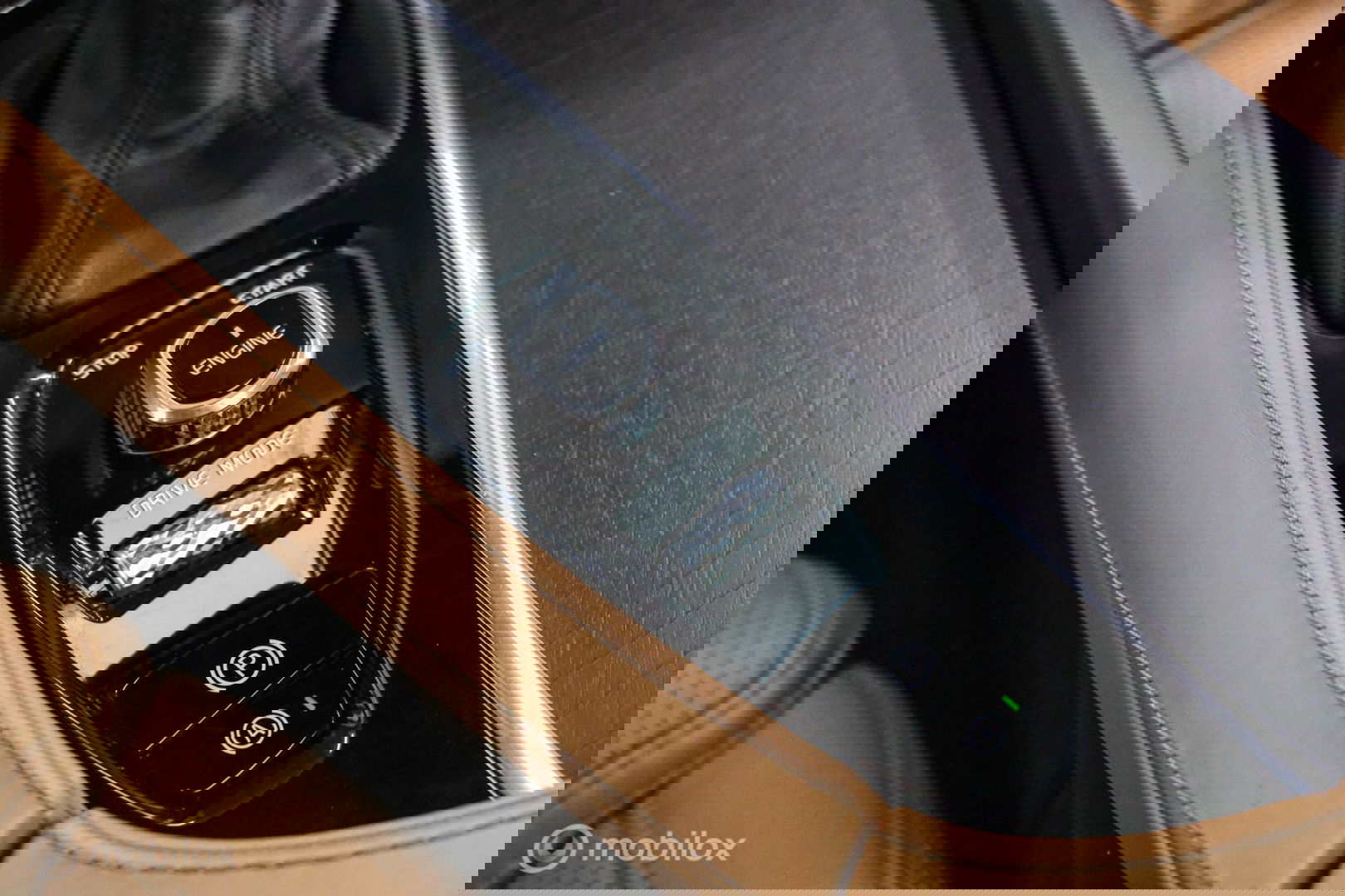 Volvo V90 Cross Country 2.0 D4 AWD Pro | VOL opties | B&W audio | Massagestoelen | Trekhaak | Nap NL auto | Stoelkoeling | HUD | Panoramad