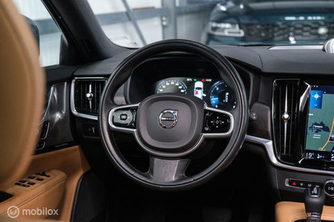 Volvo V90 Cross Country 2.0 D4 AWD Pro | VOL opties | B&W audio | Massagestoelen | Trekhaak | Nap NL auto | Stoelkoeling | HUD | Panoramad