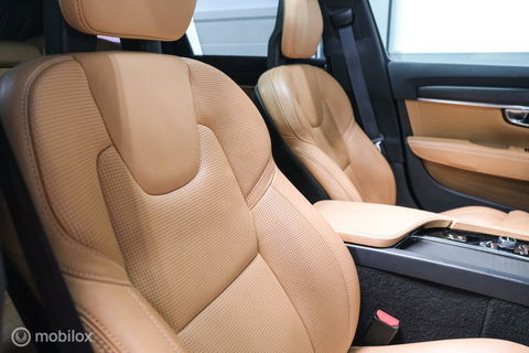 Volvo V90 Cross Country 2.0 D4 AWD Pro | VOL opties | B&W audio | Massagestoelen | Trekhaak | Nap NL auto | Stoelkoeling | HUD | Panoramad