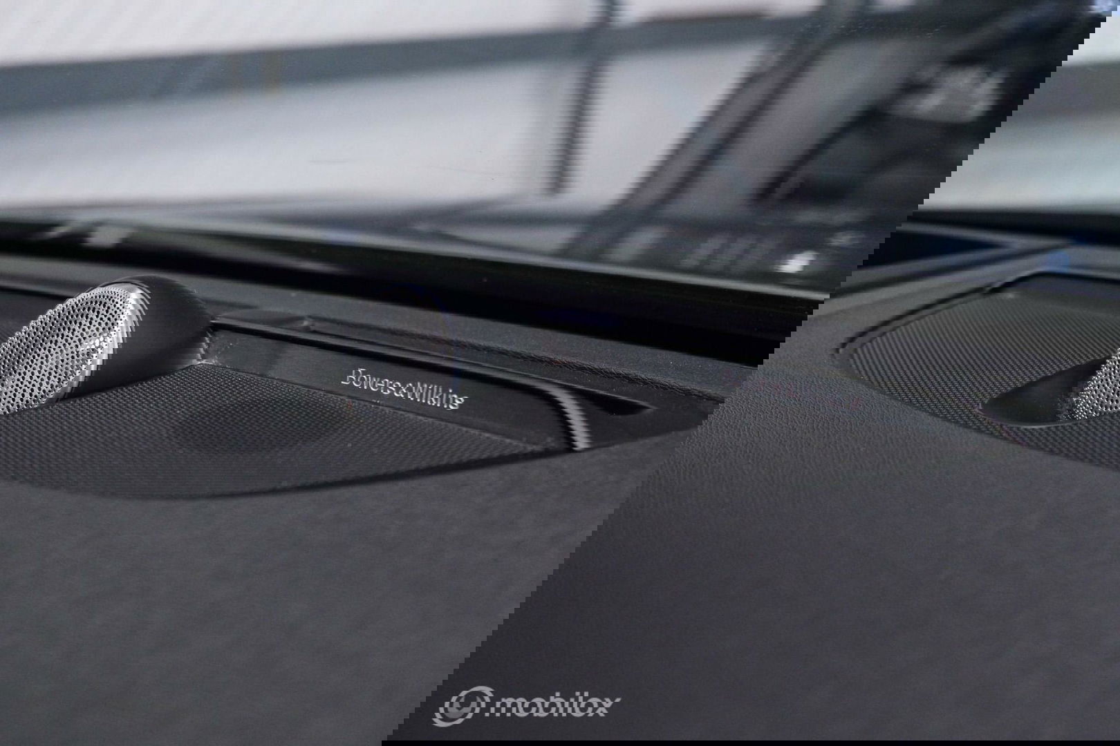 Volvo V90 Cross Country 2.0 D4 AWD Pro | VOL opties | B&W audio | Massagestoelen | Trekhaak | Nap NL auto | Stoelkoeling | HUD | Panoramad