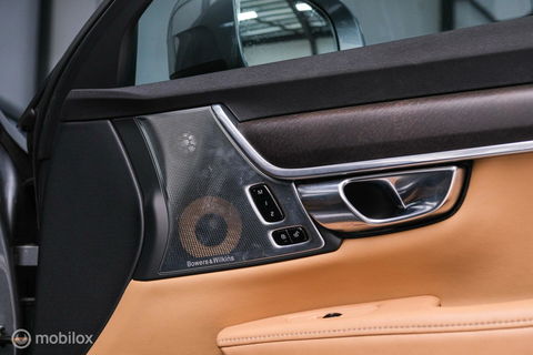 Volvo V90 Cross Country 2.0 D4 AWD Pro | VOL opties | B&W audio | Massagestoelen | Trekhaak | Nap NL auto | Stoelkoeling | HUD | Panoramad