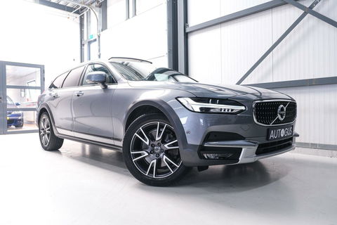 Volvo V90 Cross Country 2.0 D4 AWD Pro | VOL opties | B&W audio | Massagestoelen | Trekhaak | Nap NL auto | Stoelkoeling | HUD | Panoramad