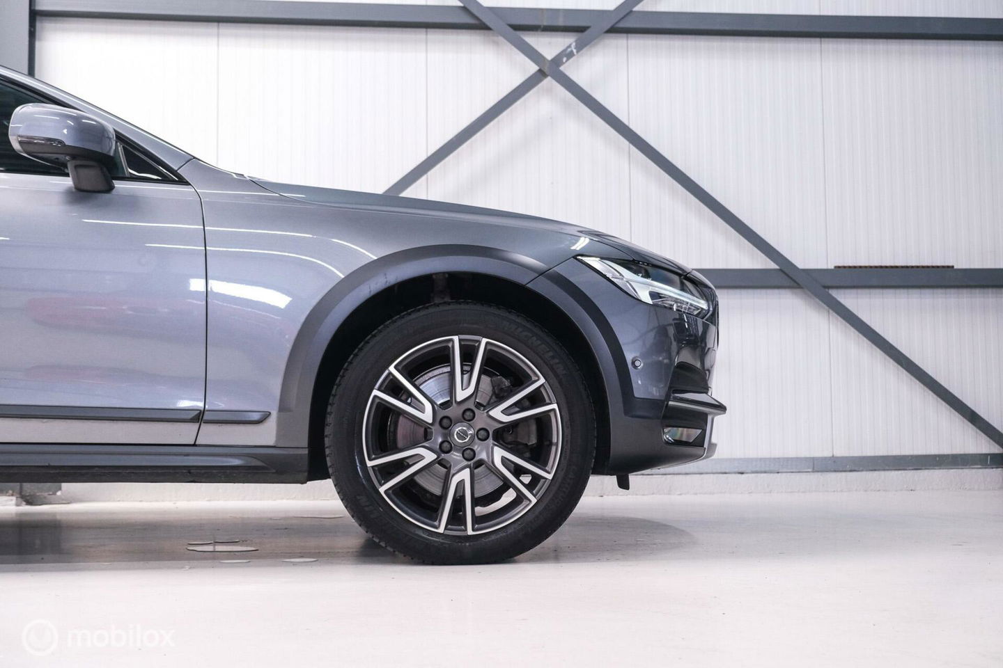 Volvo V90 Cross Country 2.0 D4 AWD Pro | VOL opties | B&W audio | Massagestoelen | Trekhaak | Nap NL auto | Stoelkoeling | HUD | Panoramad