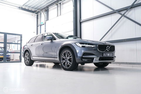 Volvo V90 Cross Country 2.0 D4 AWD Pro | VOL opties | B&W audio | Massagestoelen | Trekhaak | Nap NL auto | Stoelkoeling | HUD | Panoramad