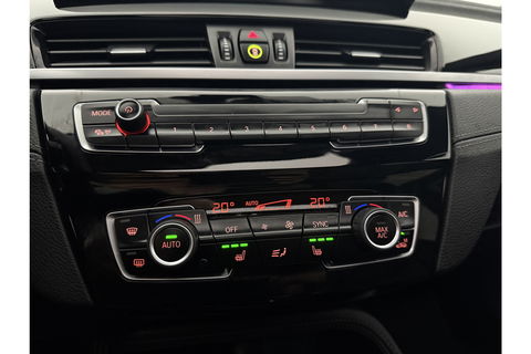 BMW X1 xDrive25e Executive Pano LED Sfeer Virtual Head-Up Clima Cruise Navi PDC 18''LMV