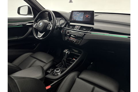 BMW X1 xDrive25e Executive Pano LED Sfeer Virtual Head-Up Clima Cruise Navi PDC 18''LMV