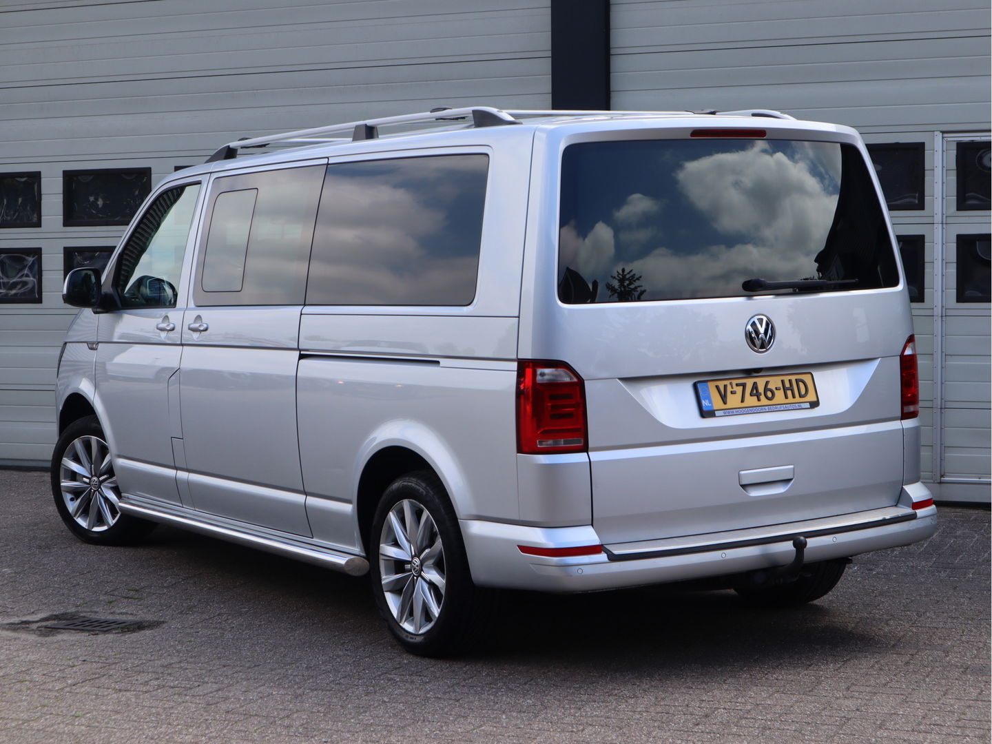 Volkswagen Transporter 2.0 TDI 204pk DSG L2 DC - Highline - LED - Leder - L+R Schuif