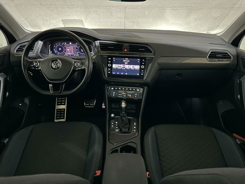 Volkswagen Tiguan 1.5 TSI ACT R-Line Pano HUD Virtual Trekh.