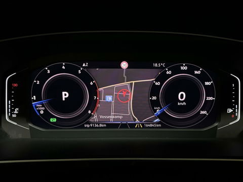 Volkswagen Tiguan 1.5 TSI ACT R-Line Pano HUD Virtual Trekh.