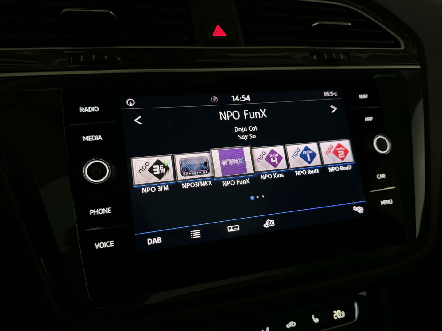 Volkswagen Tiguan 1.5 TSI ACT R-Line Pano HUD Virtual Trekh.