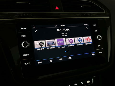 Volkswagen Tiguan 1.5 TSI ACT R-Line Pano HUD Virtual Trekh.