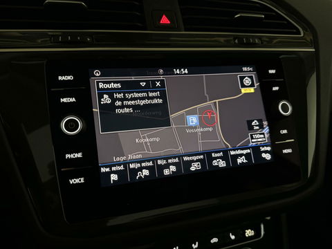 Volkswagen Tiguan 1.5 TSI ACT R-Line Pano HUD Virtual Trekh.