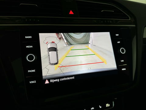 Volkswagen Tiguan 1.5 TSI ACT R-Line Pano HUD Virtual Trekh.