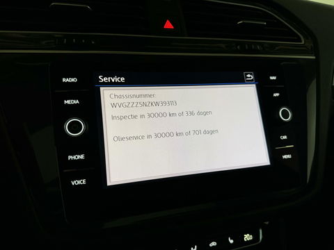 Volkswagen Tiguan 1.5 TSI ACT R-Line Pano HUD Virtual Trekh.
