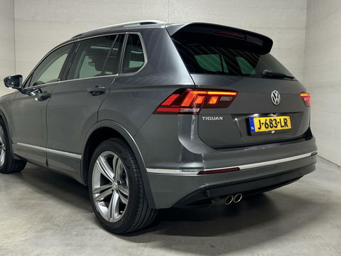 Volkswagen Tiguan 1.5 TSI ACT R-Line Pano HUD Virtual Trekh.